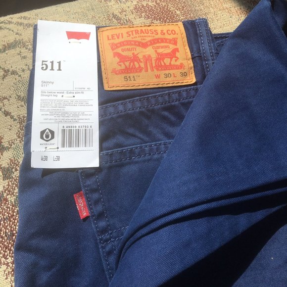 NWT Mens Levis 511 Blue Chino/Khaki-style 30 x 30 - Picture 1 of 4